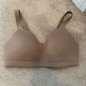 Lululemon Seamless Tan Bra 34 D